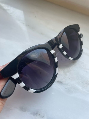 Sunglasses like new