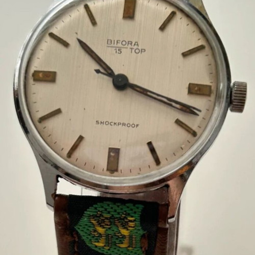 Bifora vintage watch used