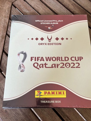 Panini FIFA World Cup Qatar 2022 Oryx Suisse Edition Treasure Box new