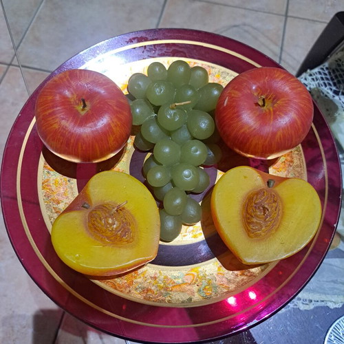 Decorative plate with wax fruit composition like new