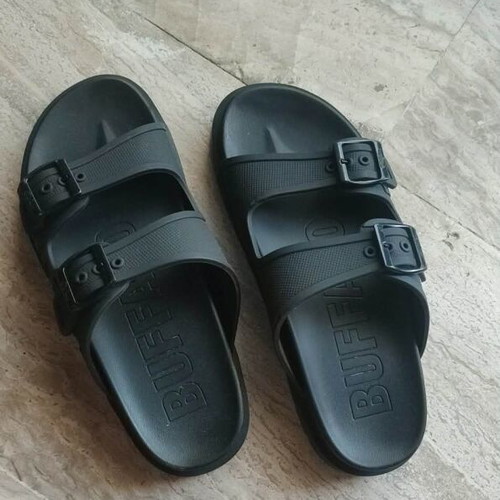 Buffalo women's sandals size 38, black