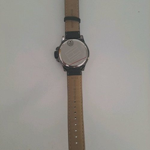 Tommy Hilfiger men's wristwatch new, black dial with red hands