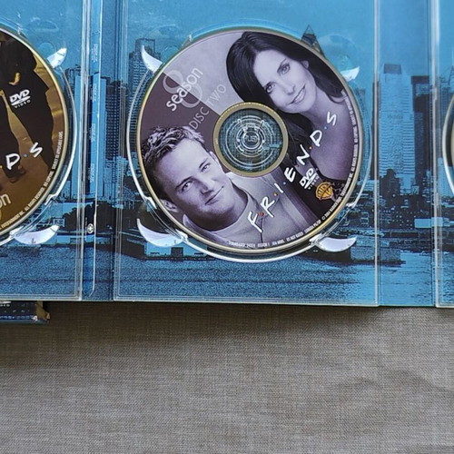 Friends The Complete Series Eight Box Set like new, DVD with subtitles