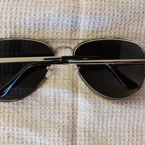Solo-Solis NDL6248 sunglasses new with silver finish and black UV400 lenses