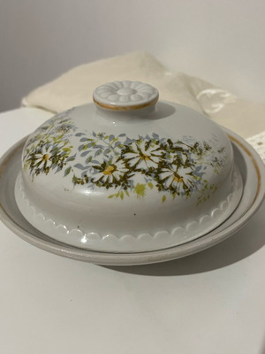 Βουτυριέρα Vintage από Πορσελάνη Ternopol με Μαργαρίτες μεταχειρισμένη