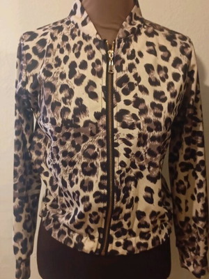 Leopard Print Jacket like new, size Small-Medium, zipper and elastic waist