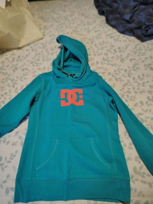 DC Shoes women's sweatshirt used, size small, turquoise orange