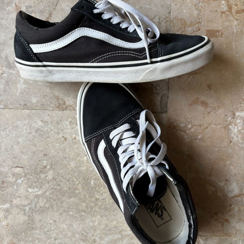 Vans Old Skool sneakers, size 42, black and white