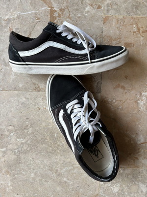 Vans Old Skool sneakers, size 42, black and white