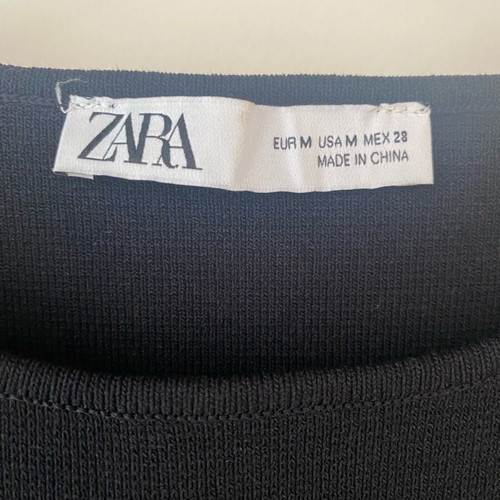 Zara black crop top like new, size M