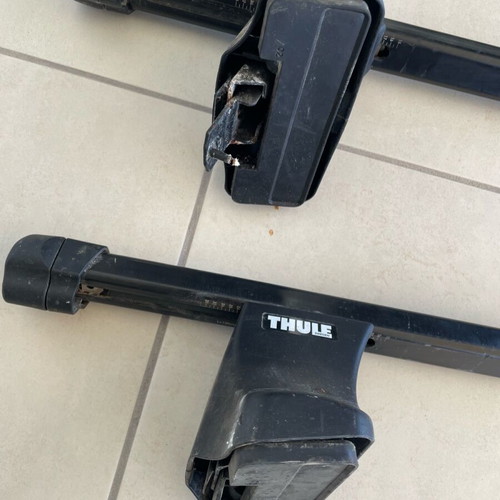Thule Roof Bars and Feet used, 125cm, 90kg capacity