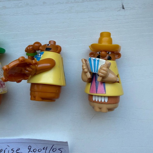 Kinder Surprise Siesta Singers used set of 4 figures 2004/05