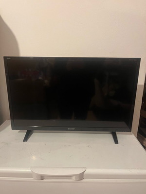 Τηλεόραση Sharp 37 ιντσών Smart TV μεταχειρισμένη