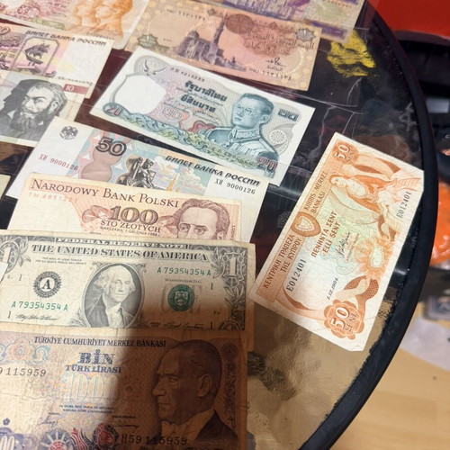 Banknotes used, pack of 24 from various countries