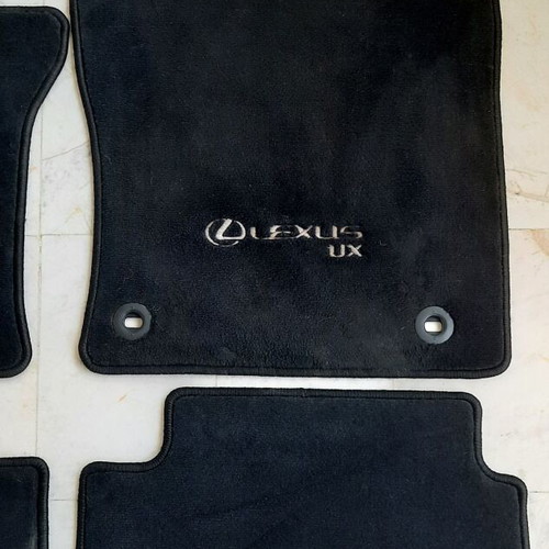 Lexus UX250 floor mats set of 4 used, genuine factory carpet