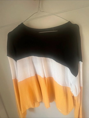 Hollister striped long-sleeve shirt like new, white and yellow