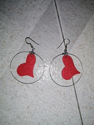 Earrings with hearts