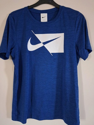 Nike Dri-FIT αθλητικό κοντομάνικο μπλουζάκι μπλε σαν καινούργιο για παιδιά