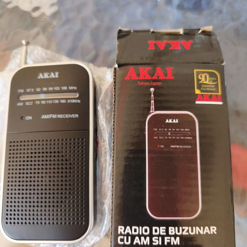 Akai Battery Pocket Radio new, unused