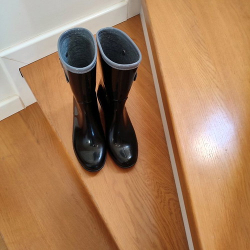 Galotses size 37 used, black with grey details and low heel