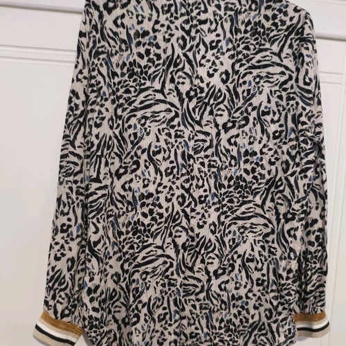 Blouse shirt with colorful print, new, size S