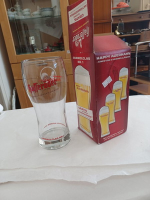 Ποτήρι μπύρας Hasseröder 500 ml σειρά Happy Auers 2012 καινούργιο