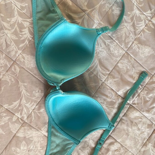 Turquoise padded bra with smart cross back clasp 75C used