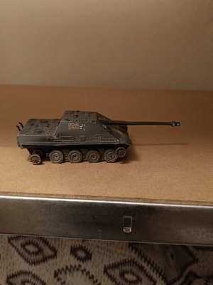 Jagpanther tank metal used, Solido model