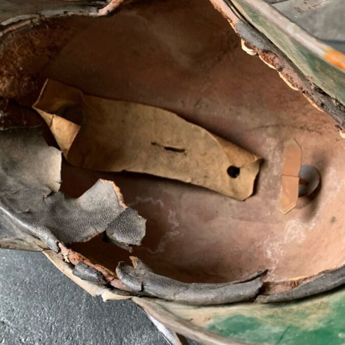 Firefighter helmet old used, requires restoration