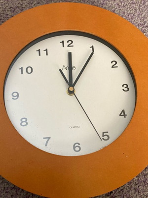 Wall clock with wooden frame like new, analog