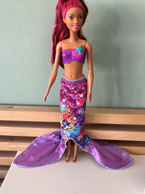 Barbie mermaid like new, excellent condition