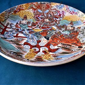 Αντίκα Ιαπωνική 19ου αιώνα Μeiji μεγάλο χειροποίητο πιάτο κεραμικής ζωγραφισμένο Satsuma.