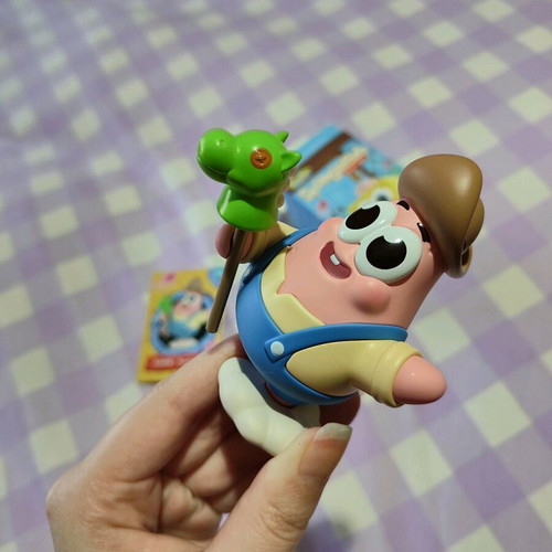 Popmart Patrick Star figure brand new with box and card