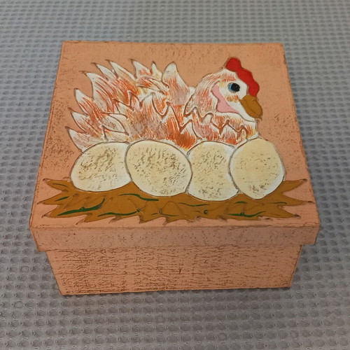 Easter box with embossed design like new