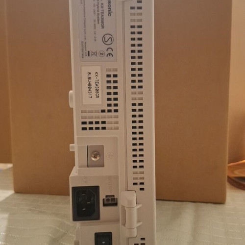 Panasonic KX-TEA308 Telephone System like new, 3 lines 8 extensions