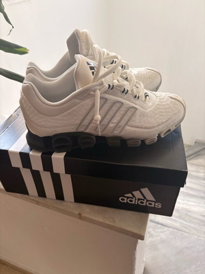 Adidas Megaride Sneakers size 44 like new, white and grey