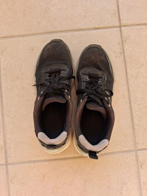 Αθλητικά παπούτσια Skechers, μαύρα, νούμερο 37,5