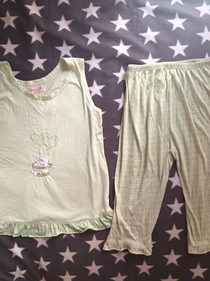 Pajama set used, sleeveless top and capri pants, size small, light green with bear design
