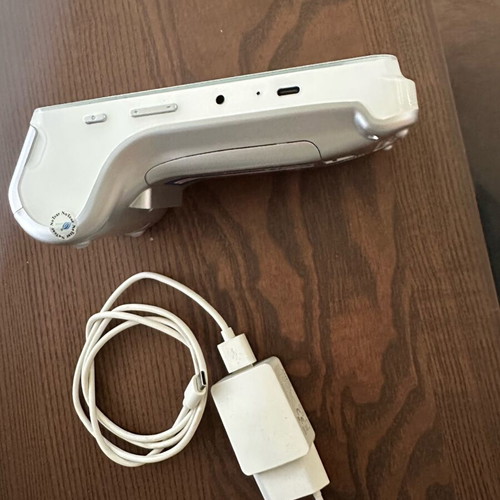 Pos Cardlink wireless in like new condition with original charger