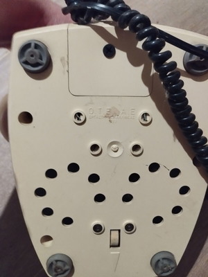 Τηλέφωνο vintage μεταχειρισμένο, κόκκινο ενσύρματο, απόλυτα λειτουργικό