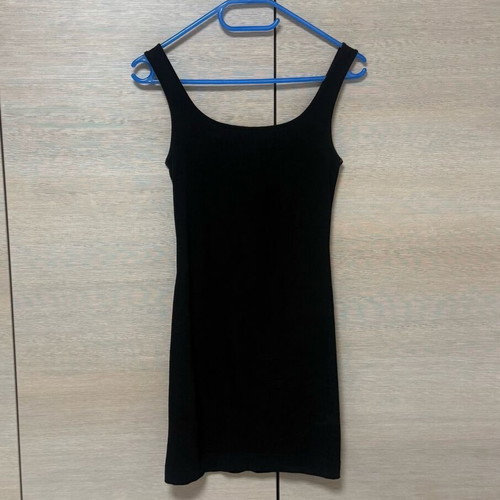 H&M Black Cotton Elastic Mini Dress like new