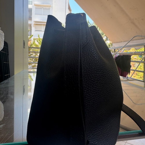 DKNY leather crossbody bag like new, black