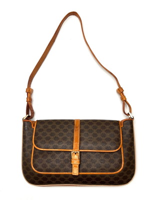 Celine кафява чанта за рамо употребявана с класически модел pochette