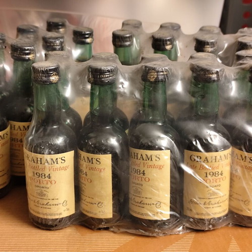 Graham's Late Bottled Vintage 1984 miniatures pack of 29, new 5cl