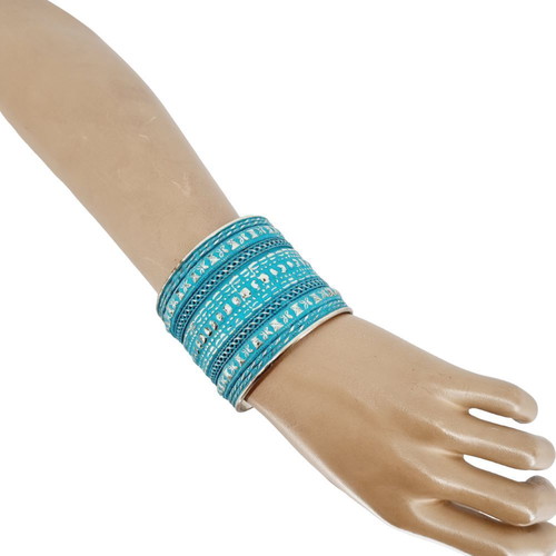 Bracelet cuff type new with silver designs and turquoise details Ble Resort Collection