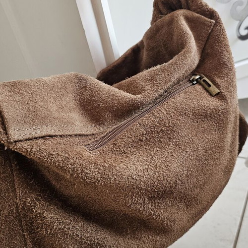 Leather-suede shoulder bag like new, beige and brown