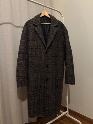 Obey Herringbone Check Overcoat like new, grey and red