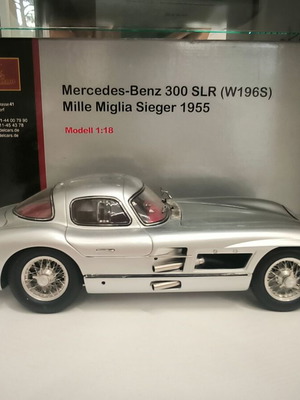 НОВА ЦЕНА CMC Mercedes 300SLR 1955 1/18 удивителен