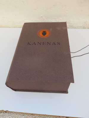 Kanenas Odyssey bottle case used