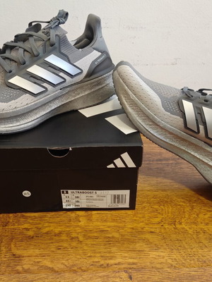 Adidas Ultraboost 5 Running Shoes New, Grey Silver, EU 45 1/3